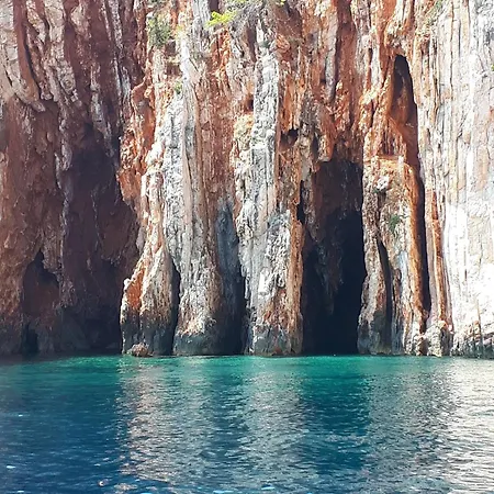 Sailing In Croatia - Private Sailing Yacht 14m Hébergement de vacances *