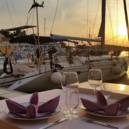 Sailing In Croatia - Private Sailing Yacht 14m Split