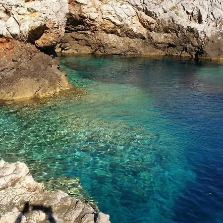 Feriehus Sailing In Croatia - Private Sailing Yacht 14m Split