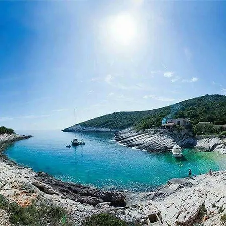 Feriehus Sailing In Croatia - Private Sailing Yacht 14m Split