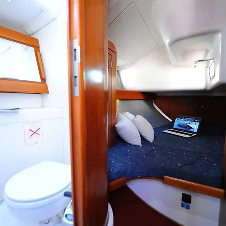 Sailing In Croatia - Private Sailing Yacht 14m Feriehus