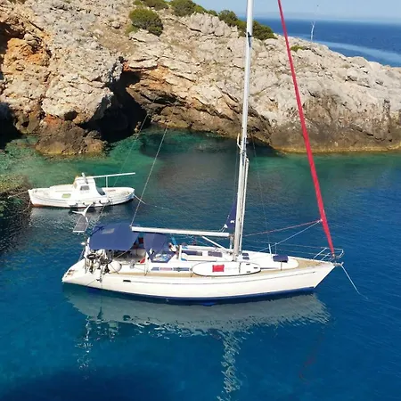 Feriehus Sailing In Croatia - Private Sailing Yacht 14m