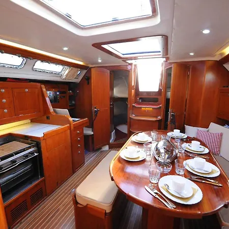 Sailing In Croatia - Private Sailing Yacht 14m Feriehus *