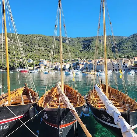 Sailing In Croatia - Private Sailing Yacht 14m *