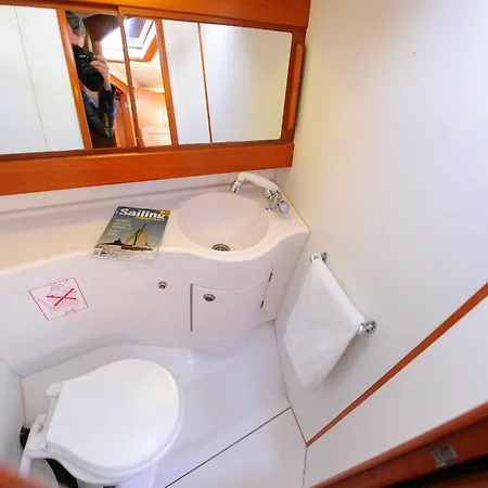 Sailing In Croatia - Private Sailing Yacht 14m Nyaraló *
